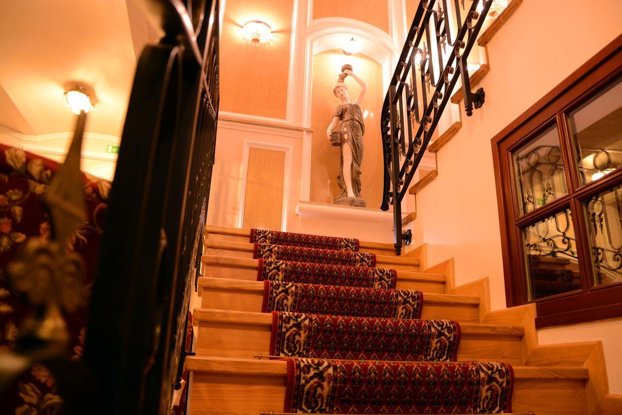 Arbia Dorka Heritage Palace Varaždin Extérieur photo